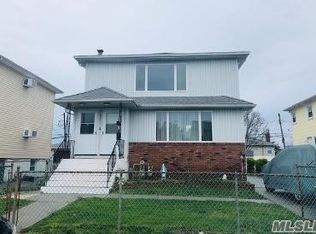 48 Lorraine Rd, Island Park, NY 11558