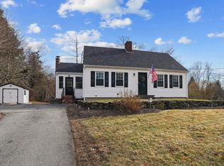 35 Locust Ave, Rehoboth, MA 02769