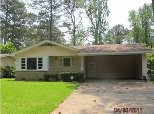 719 Daniel Cir, Jackson, MS 39212