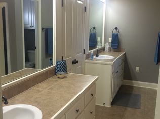 401 Roxbury Pl, Florence, MS 39073