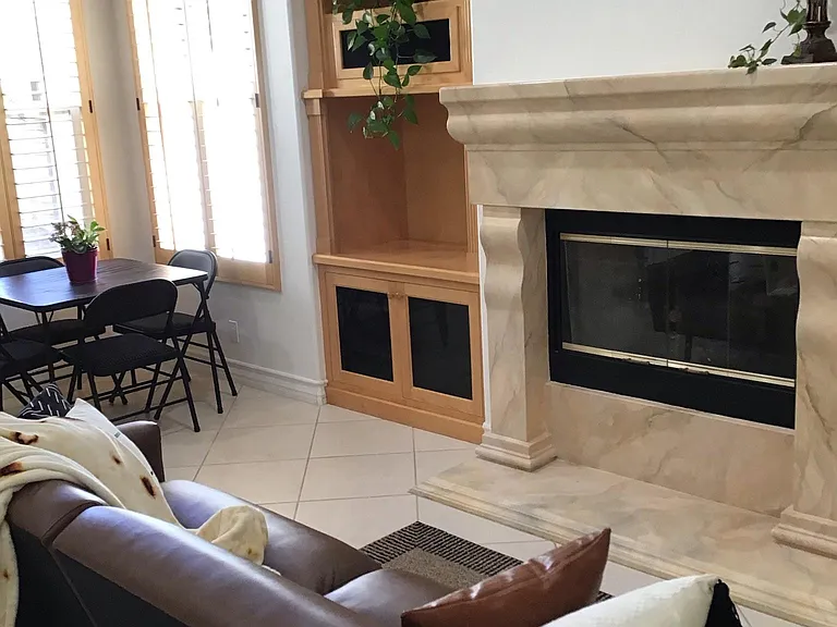 6832 Livingston Dr — Photo 11