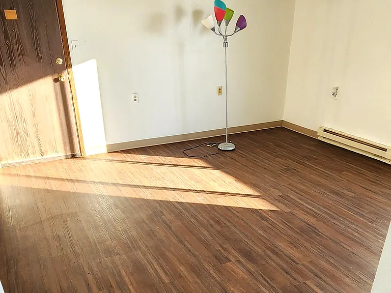 420 S Gustin St — Photo 10