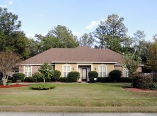 229 Westwood Dr, Mandeville, LA 70471