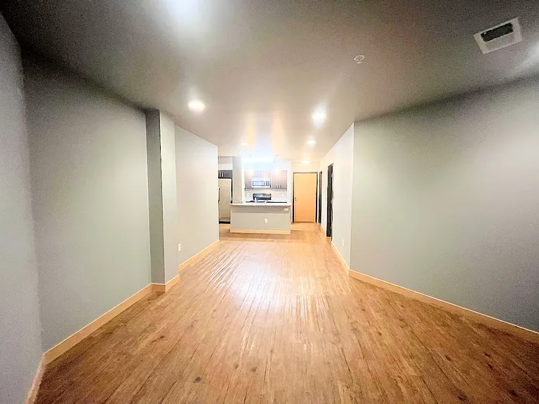 222 State St — Photo 5