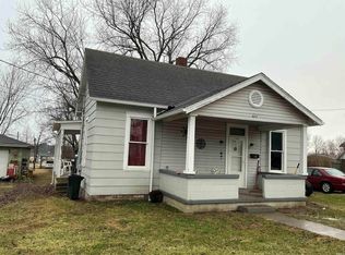 409 SW 3rd St, Loogootee, IN 47553