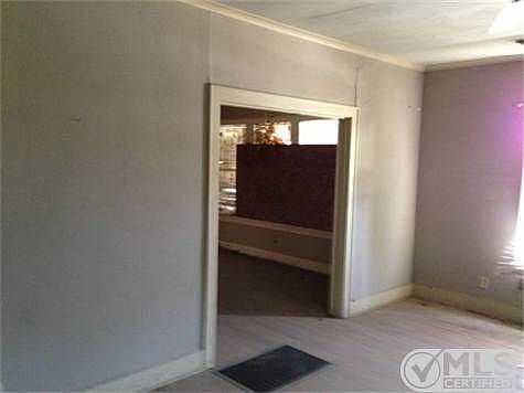 1st image of 2504 Carter Ave