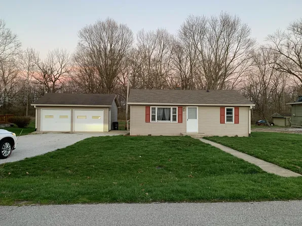 12 Stevens Dr, Plainfield, IN 46168