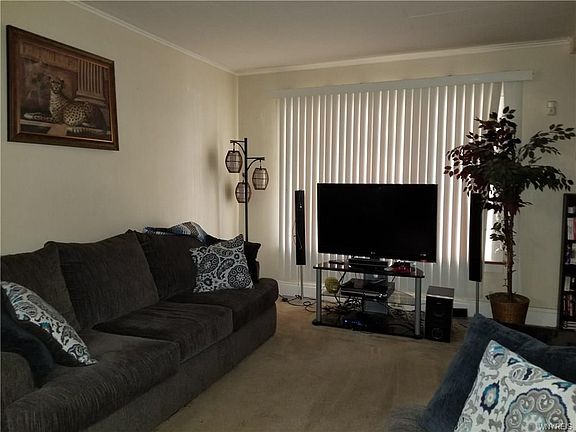 3rd image of 28 Domedion Ave