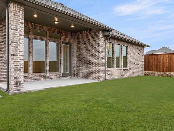 3rd image of 7105 Bergamot Dr