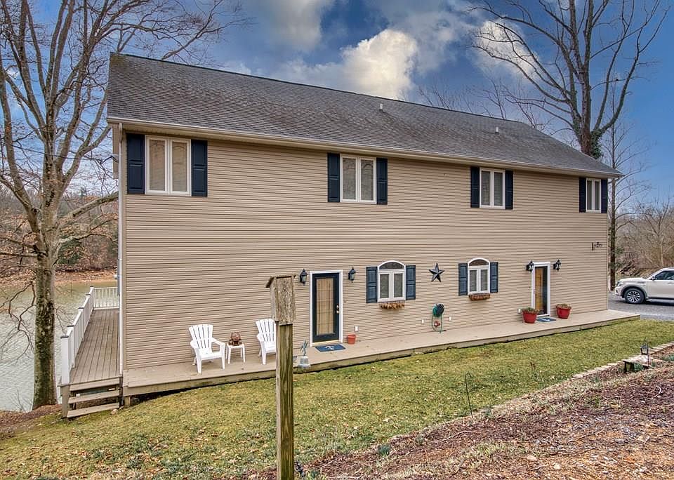 1st image of 23086 Wild Cherry Ln