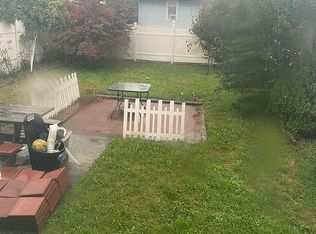 55 Petteys Ave, Providence, RI 02909