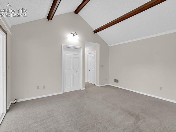 5th image of 30 Sandra Ln