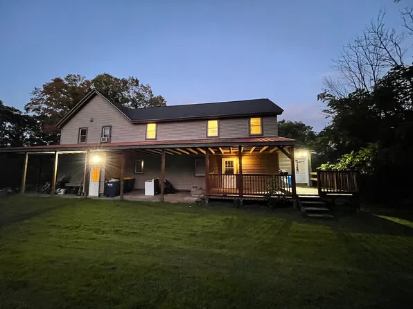 4251 Pompey Center Rd APT 1, Manlius, NY 13104