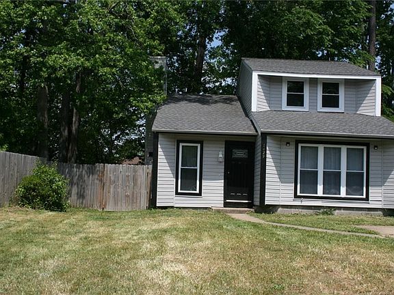 2nd image of 1429 Bridle Creek Blvd