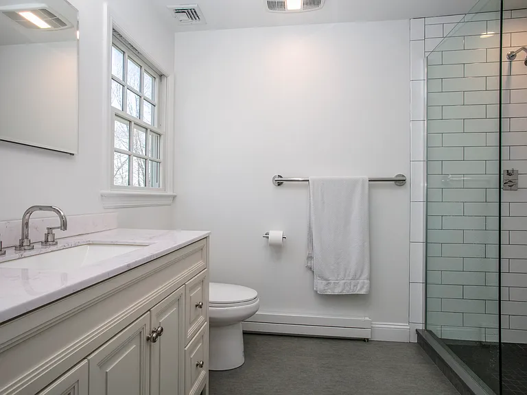 5 Hoffman Rd — Photo 8