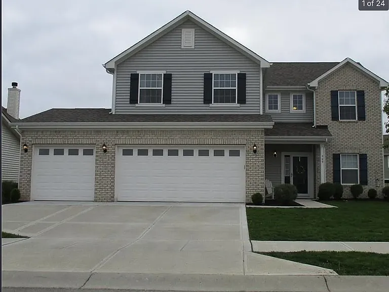 909 Adena Ln — Photo 1