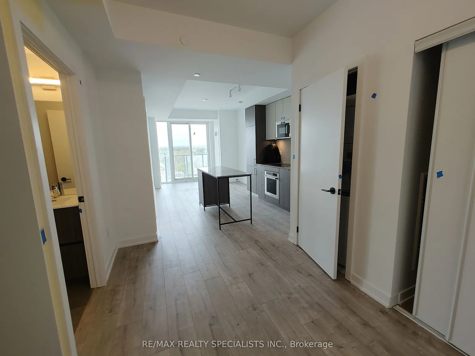 3 bed, $3,100 — Photo 2