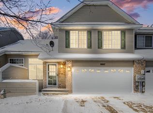 9997 Hamlet Ln S, Cottage Grove, MN 55016