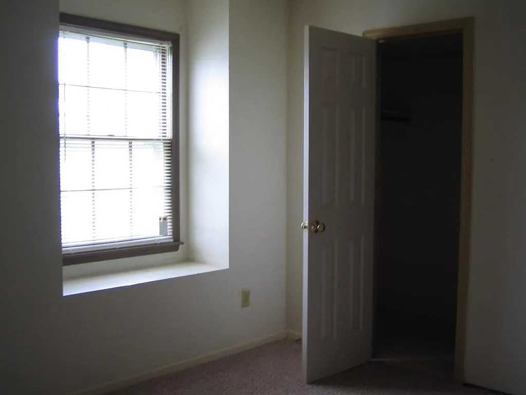 517 Minnesota St — Photo 3