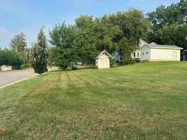 612 Park Avenue #12, Deforest, WI 53532