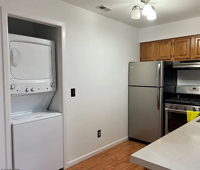 20 Augusta Dr #8 — Photo 6