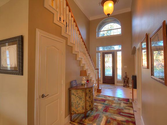 4th image of 3504 Lindhaven Dr