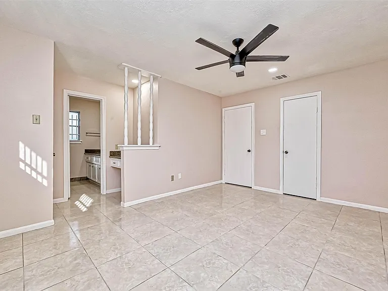 11503 High Star Dr — Photo 38