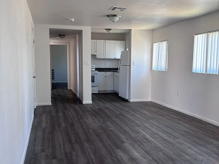 590-5905 W Olive Ave #EL — Photo 1