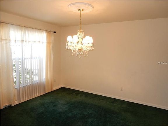 5th image of 810 Alaska Ave