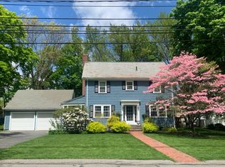 20 Vine Brook Rd, Lexington, MA 02421