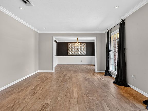 4th image of 7117 Serrano Dr