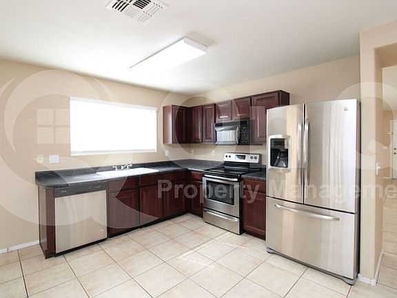 3rd image of 9217 S Leila Ln