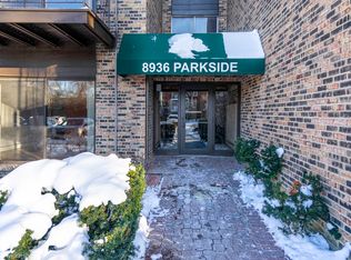 8936 N Parkside Ave APT 108, Des Plaines, IL 60016