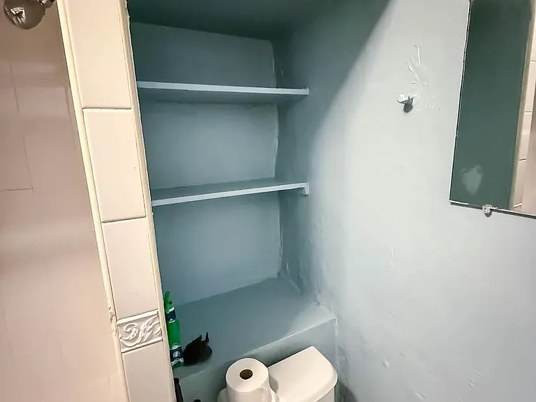 164 Griffith St #2 — Photo 8