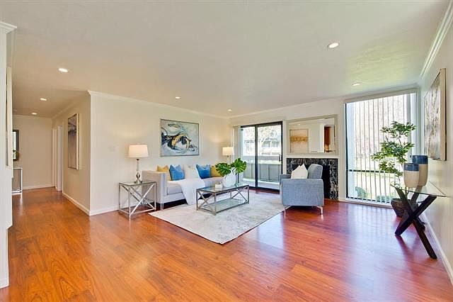 1st image of 1131 Compass Ln APT 114