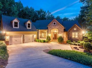 746 Plum Ln, Clarkesville, GA 30523