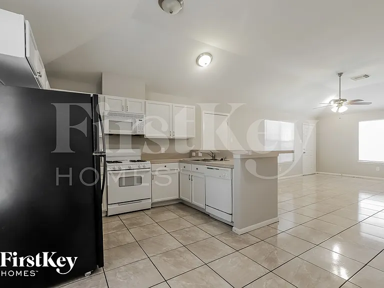 19615 Plantation Tree Ct — Photo 7
