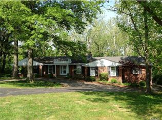 28 Vouga Ln, Saint Louis, MO