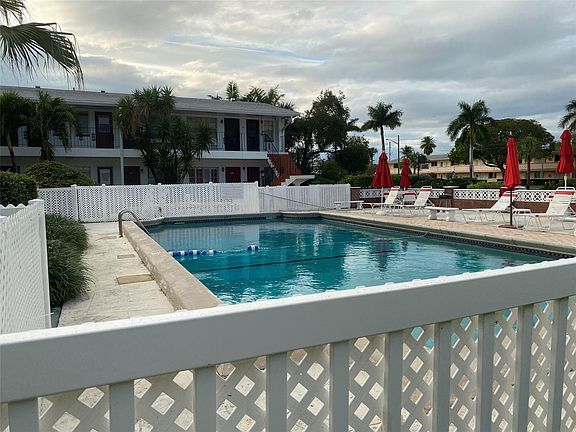 3rd image of 1100 Atlantic Shores #309