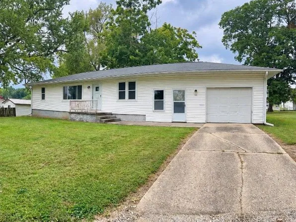 724 Prospect St, Pittsfield, IL 62363