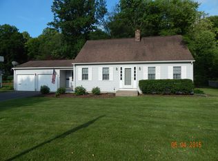 17 Braeburn Rd, Bristol, CT 06010