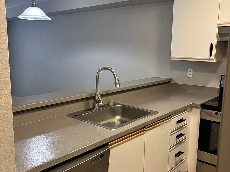 City View Apartments in West Seattle — Photo 90