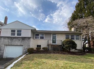 328 W Elm St, Shillington, PA 19607