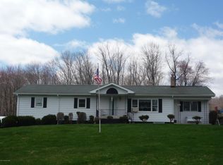 829 Sterling Rd, Sterling, PA 18463