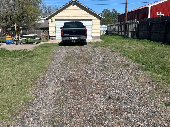 601 S 4th St, Atwood, KS 67730