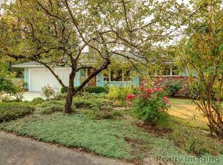 2180 SW Burbank Pl, Portland, OR 97225