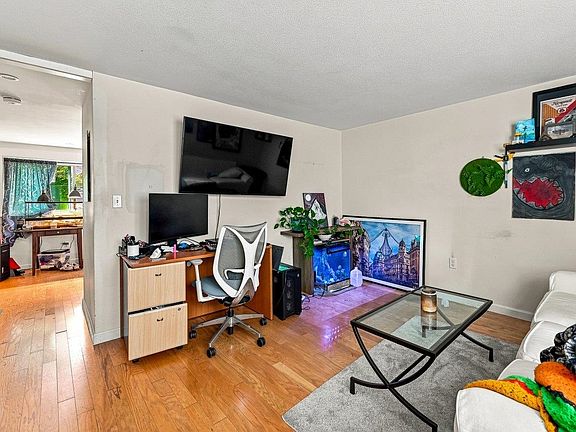 5th image of 777 Middle Road #6