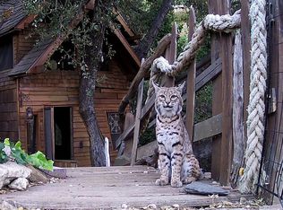 2303 Pickens Canyon Rd, La Crescenta, CA 91214