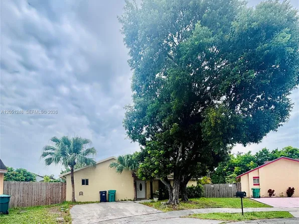 12271 SW 205th St, Miami, FL 33177