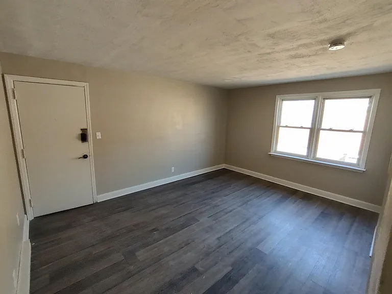 1229 W Ocean View Ave #D — Photo 7